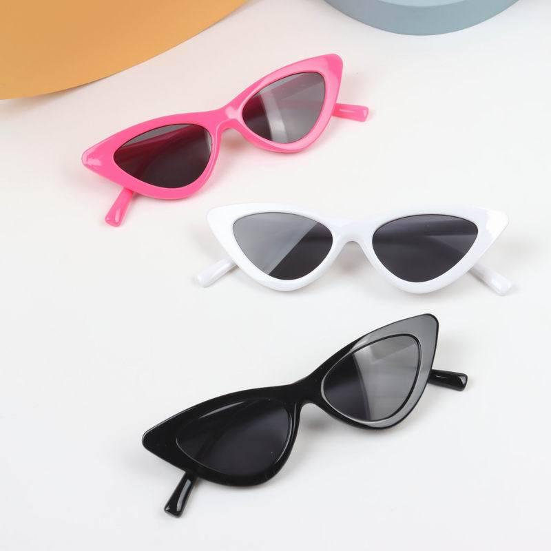 Trendy Cat Eye Sunglasses for Kids – Light Tint, Stylish European & American Fashion