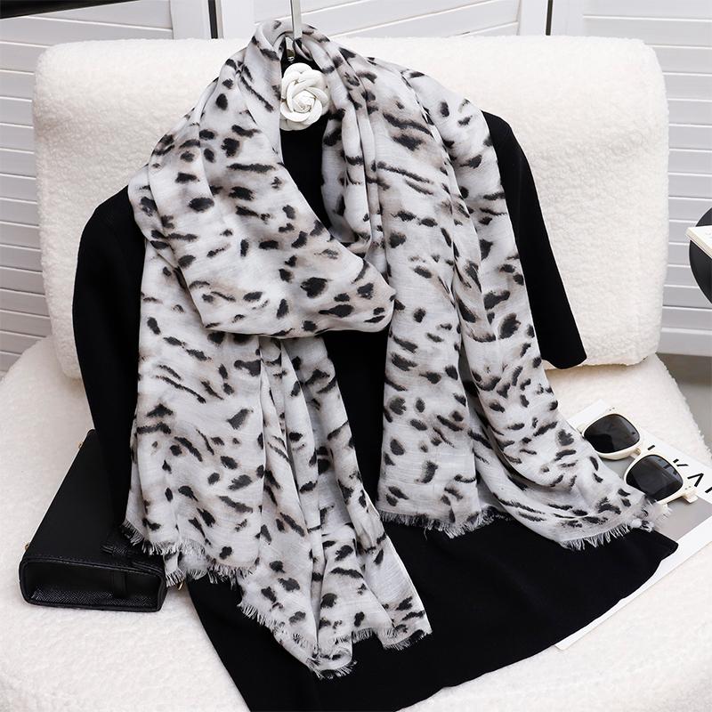 Хлопковый шаль с цветочным тиснением; Вискозный шарф для женщин; пляж; Солнцезащитный; Мусульманский хиджаб-обертывание