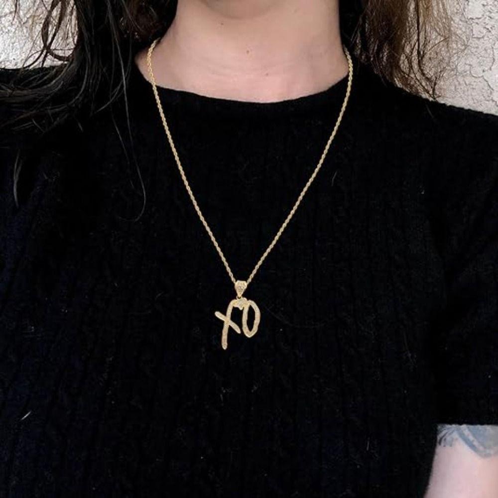 Ожерелье в стиле хип-хоп золотого цвета с ожерельем-буквой из кубического циркония Ювелирные аксессуары