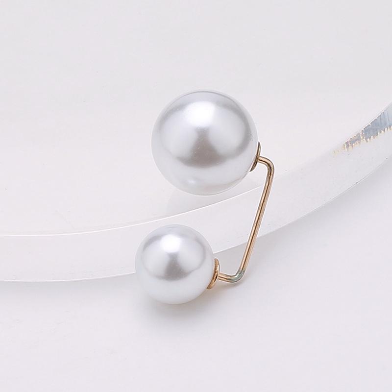 Elegant Minimalist Pearl Pin Brooch for Neckline and Waist