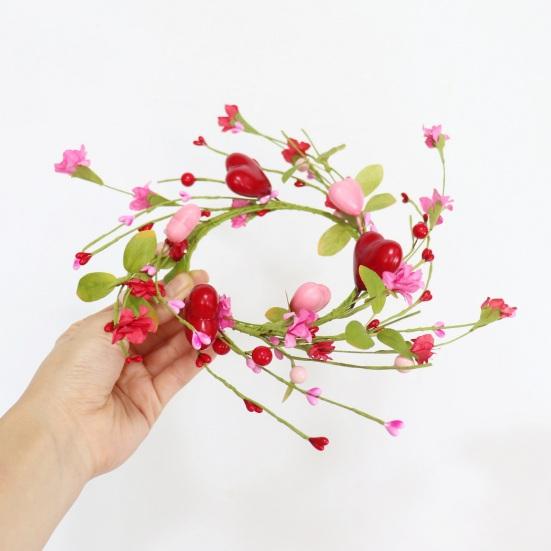 Венок-кольцо для свечи в виде сердца на День святого Валентина, ручной работы, красного и розового цвета, с ягодами, центральный элемент с цветами, декор стола для романтического ужина