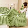 Толстое Теплое Мягкое Покрывало из Кроличьего Меха Плед Уютные Пледы для Дивана Покрывало для Сна Термоизоляционное Домашнее Покрывало для Отдыха Офис