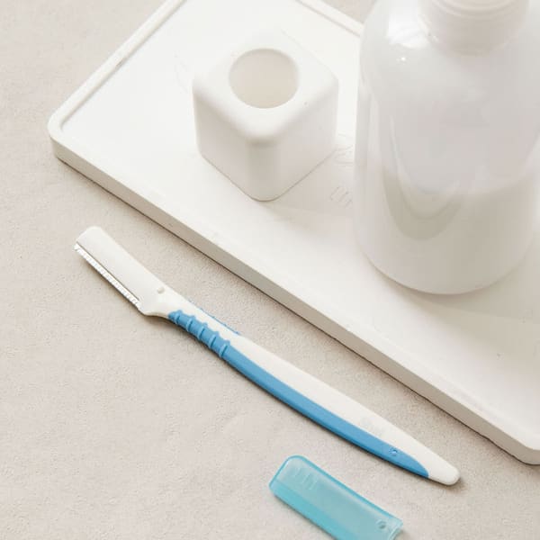 Shai Simple бритва для бровей