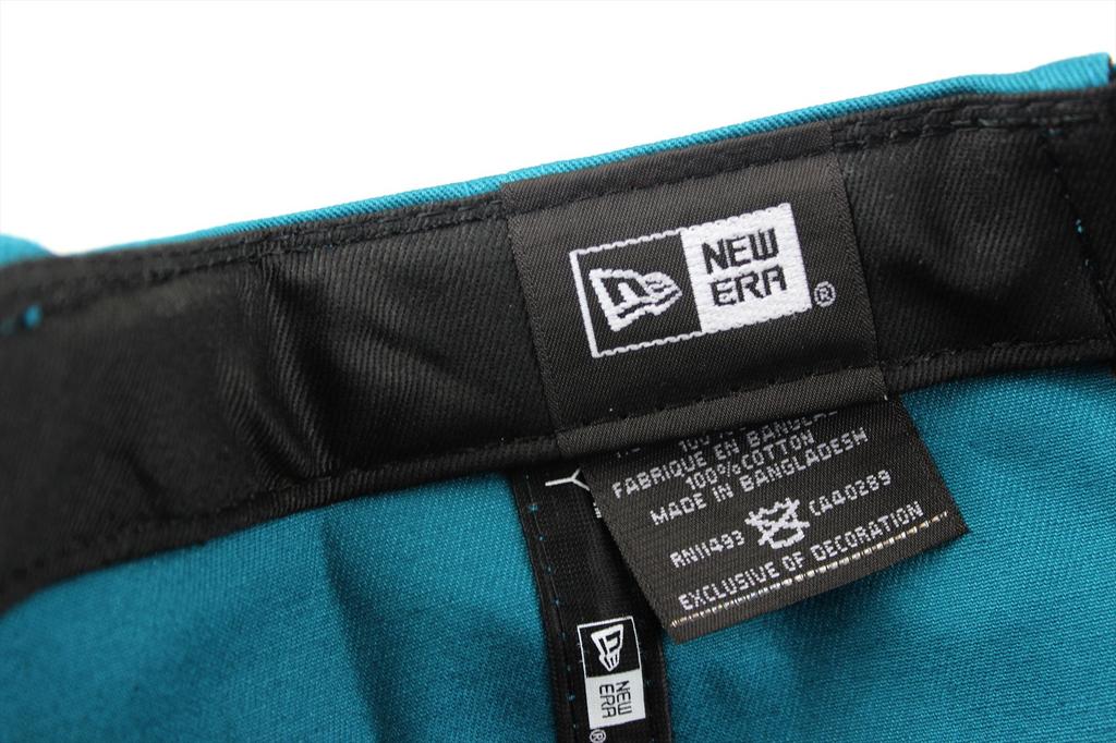 Кепка Snapback РЕГУЛИРУЕМАЯ КЕПКА [New Era] (ШАРК ТИЛ)