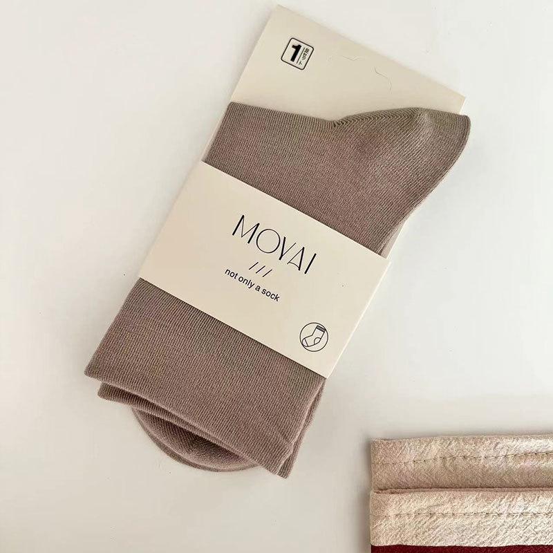Spring And Autumn Lycra Fabric Mid-Leg Socks Solid Color Loose Lip Couple Casual Socks Soft And Comfortable Socks