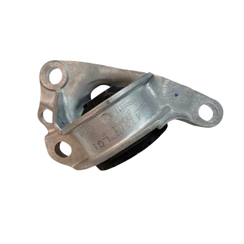 39029201 39099556 39099557 Suitable for GM New Cruze (New Model) rear bridge bracket rear axle mounting bracket rubber sleeve
