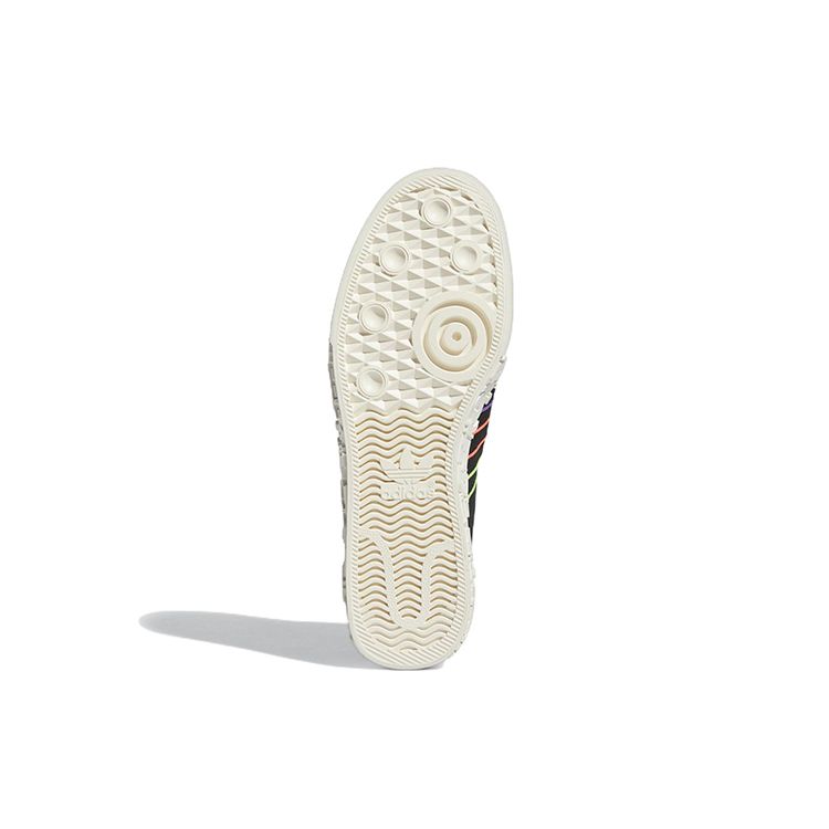 Крис Эндрю Смолл x adidas Nizza Pride Унисекс Кроссовки Черный Основной черный Молочный GX6391