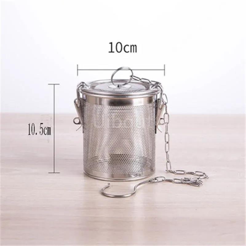 Round hole 304 Stainless Steel Seasoning Bag Gravy Soup Taste Spice Box Basket Brine Hot Pot Slag Separation Colander Strainers6