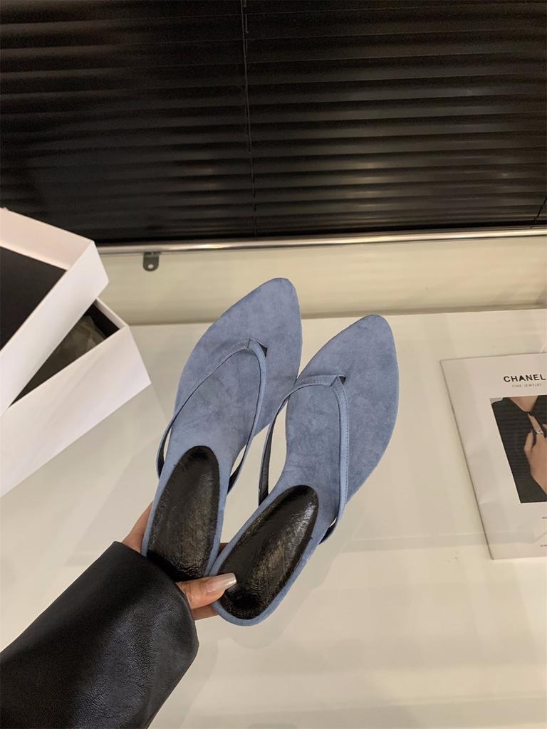 Thick Heel Pinch Foot Flip-flop Shoes Women's Shoes Wear Red with Skirt Sandals