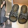New Chinese Style Thick-soled Slippers for Women's Summer Wear 2025 New High-end One-word Muffin and Beach Sandals for Women
