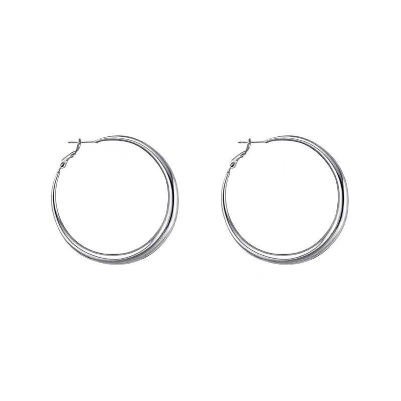 Геометрические металлические серьги. Нишевый дизайн петель для ушей. Простые и универсальные серьги для женщин.