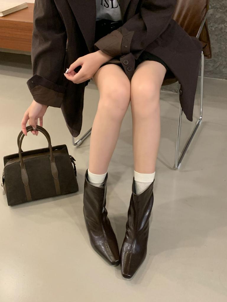 2025 Winter New Round Head Thin Short Heel Thin Fashion Martin Women's Short Boots Commuter Chel Write Boots