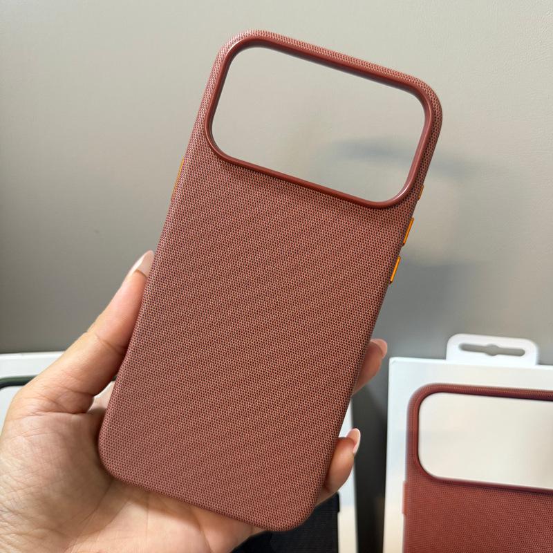 Магнитный чехол с тканевой текстурой для iPhone 17 Pro Max - Защитная крышка из ткани нового стиля