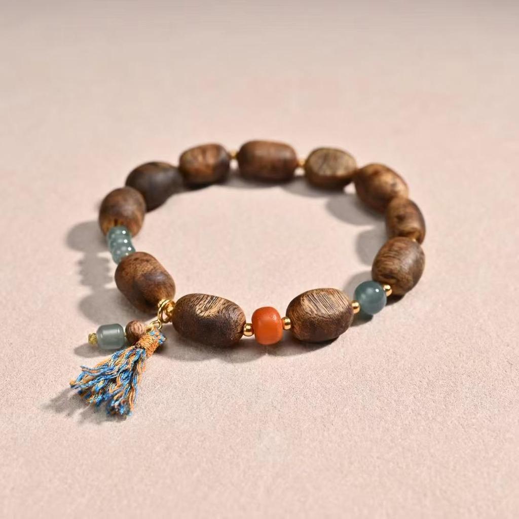 Hainan Green Agarwood Scarred Bead Bracelet: Natural Fragrance & Chinese Style Women's Cultural Gift