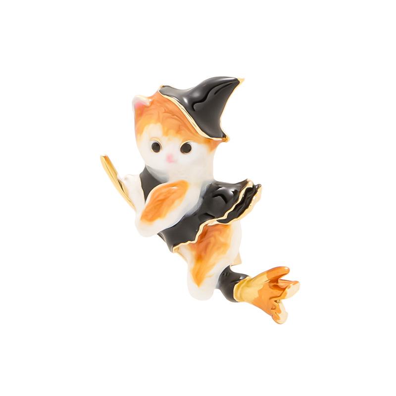 Японская милая волшебная брошь в виде кошки для мужчин и женщин, нишевая высококачественная дизайнерская мультяшная булавка для корсажа, одежда с аксессуарами