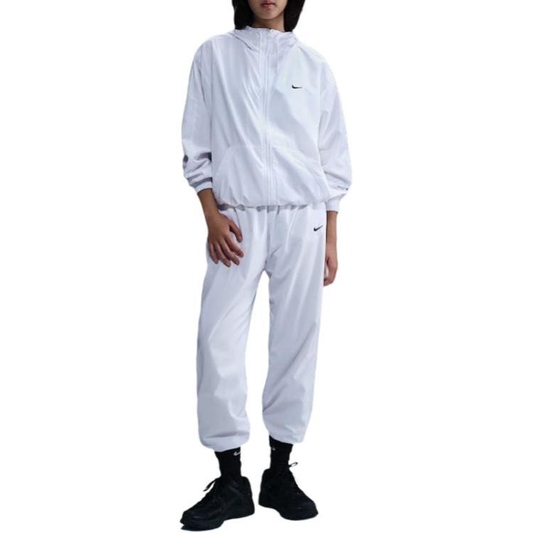 Nike Куртки и пальто Женские Белые FV6299-100