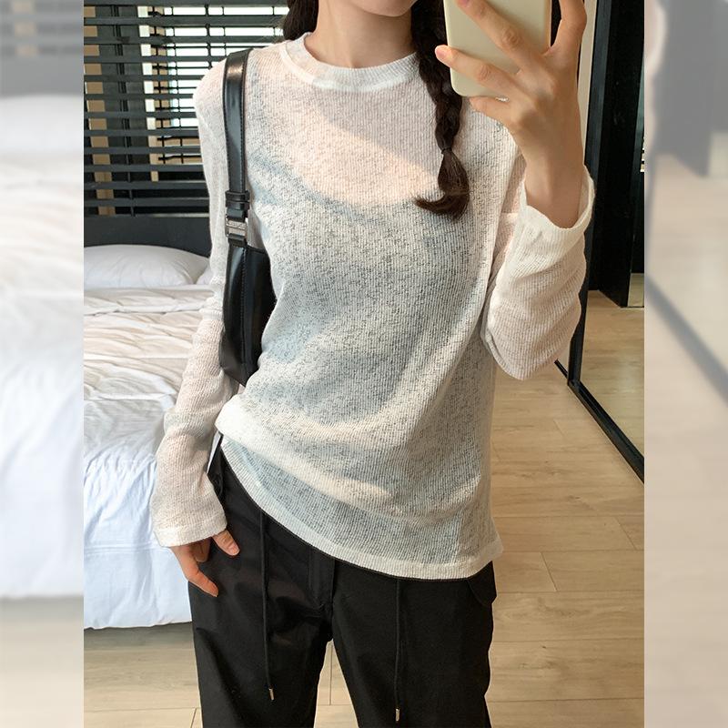 Микропрозрачная солнцезащитная футболка для женщин, летний свободный тонкий топ с круглым вырезом и длинными рукавами для женщин