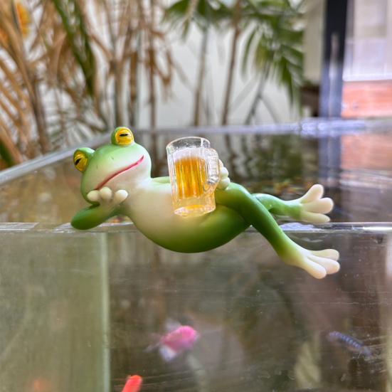 Садовая статуя лягушки, кашпо-обнимашка, пьющая лягушка, край цветочного горшка