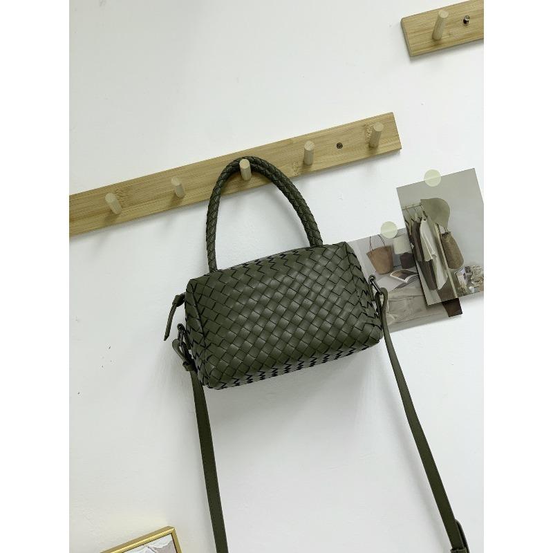 Новая плетеная сумка для женщин, нишевая, высокого класса, винно-красная, ручная, на одно плечо, маленькая квадратная сумка-подушка для камеры