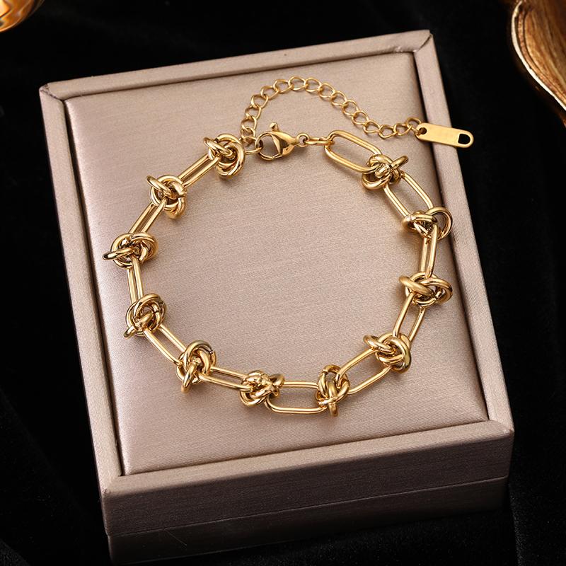 Hot Selling High-end and Luxurious Bracelets, Fashionable and Personalized Banquet and Holiday Gifts