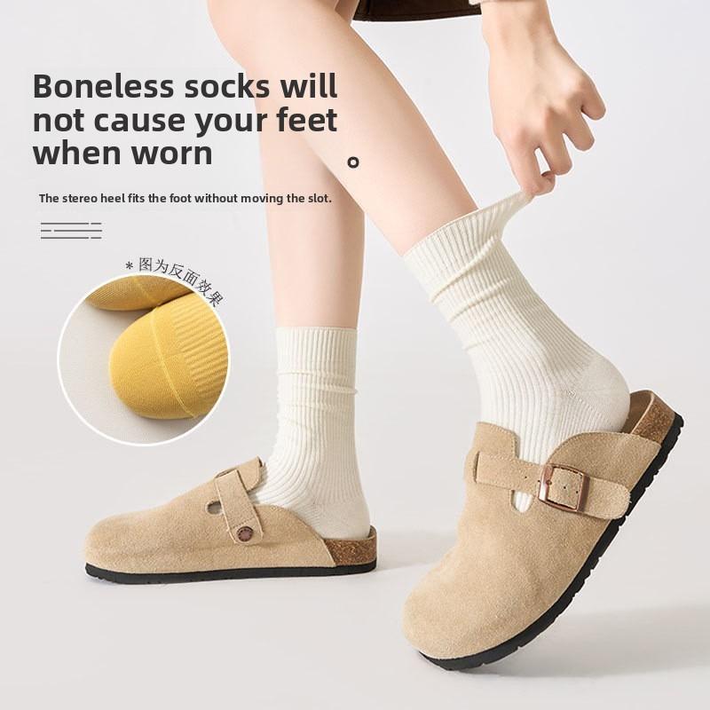 5 Pairs of Female Autumn and Winter New Pinstripe Pure Cotton Comfortable Fashion All Go Perspirant Breathable Tube Socks