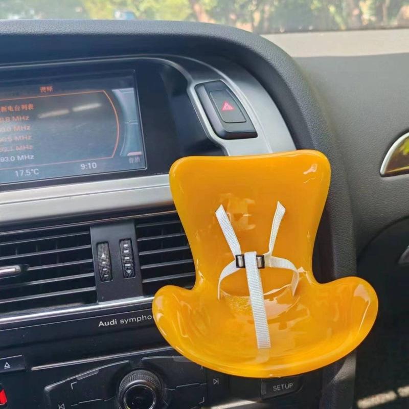 Держатель для фигурки Лабубу в машину - Крепится на воздуховод, Подходит для всех кукол, Вдвойне милый