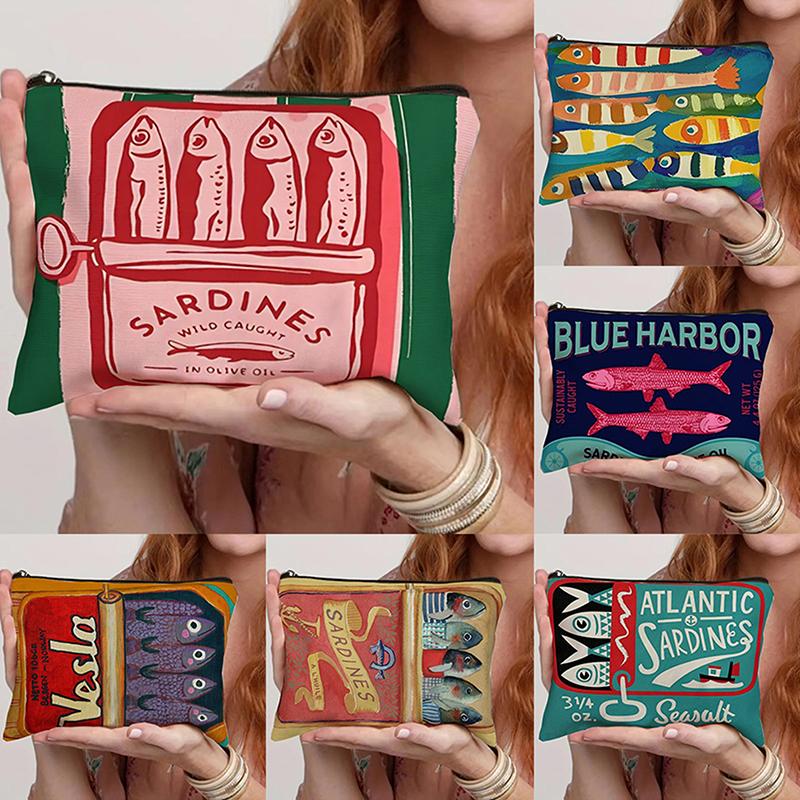 Винтажная холщовая косметичка Простая косметичка большой вместимости Женский дорожный клатч Сумка для туалетных принадлежностей Ретро дизайн с сардинами и оливковым маслом