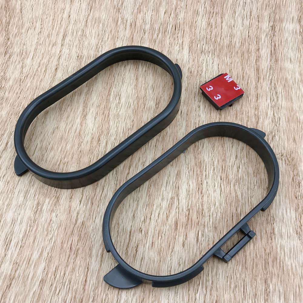 Пластиковая рамка держатель мусорных пакетов в автомобиле. Крепление на двусторонний скотч