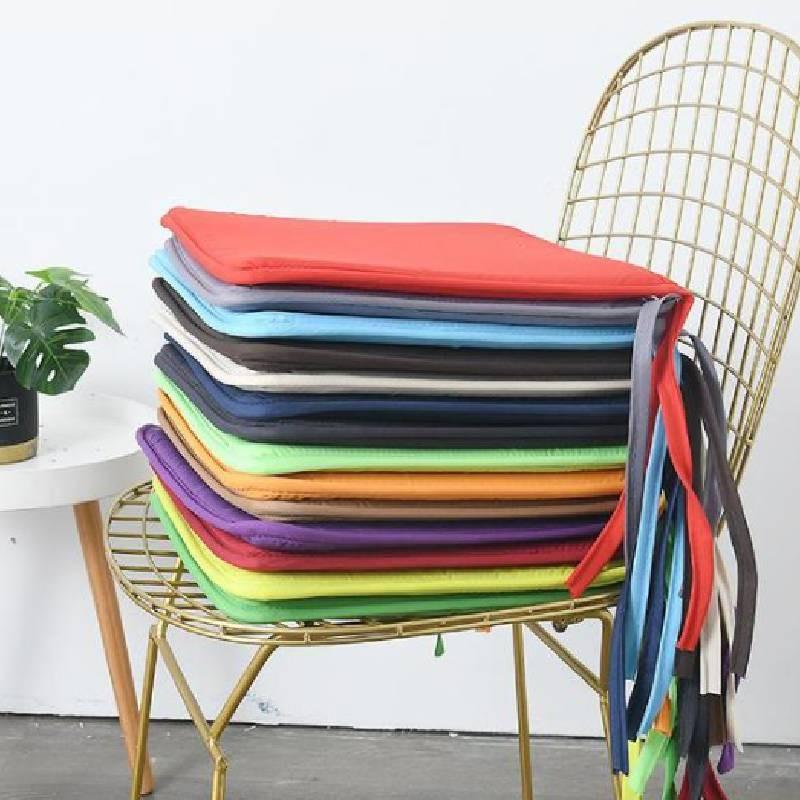 Современная квадратная подушка для сиденья из мягкого полиэфирного волокна для комфортного отдыха в зеленых и фиолетовых оттенках