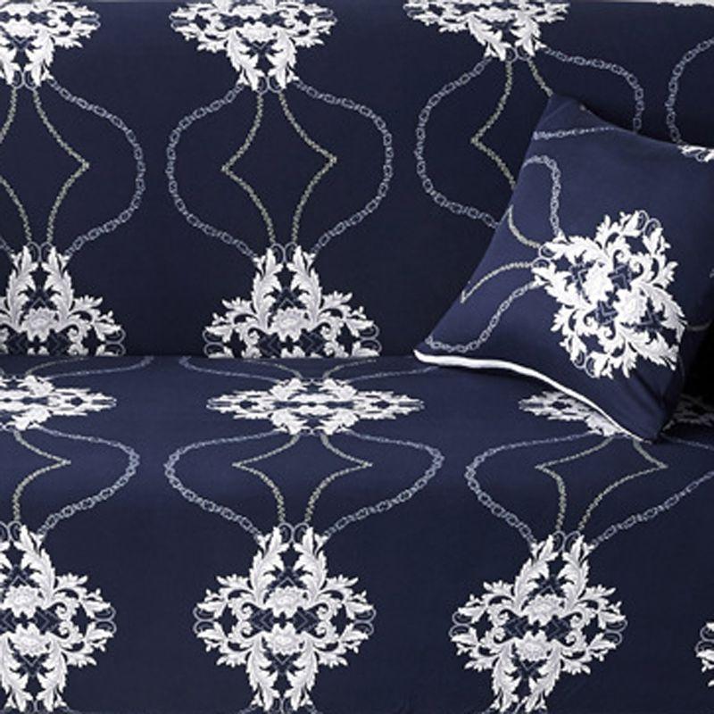 Роскошный мягкий чехол для дивана в многоцветном исполнении, с отличной посадкой и устойчивостью к сминанию