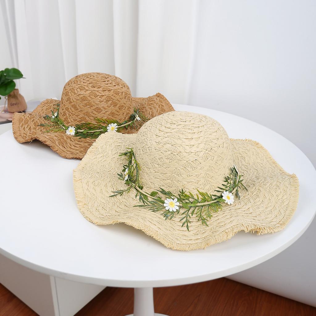 New Lafite straw hat hand-woven chrysanthemum hat women's summer vacation versatile big eaves sun protection beach hat