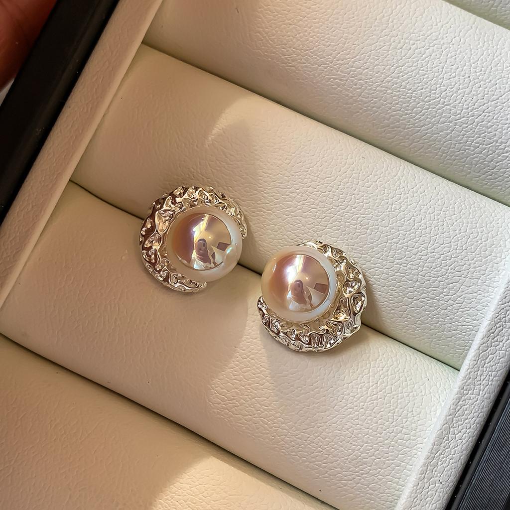 Pearl Moon Charm~Flower Bow Earrings Retro Light Luxury Earrings Fashionable Charm Earrings