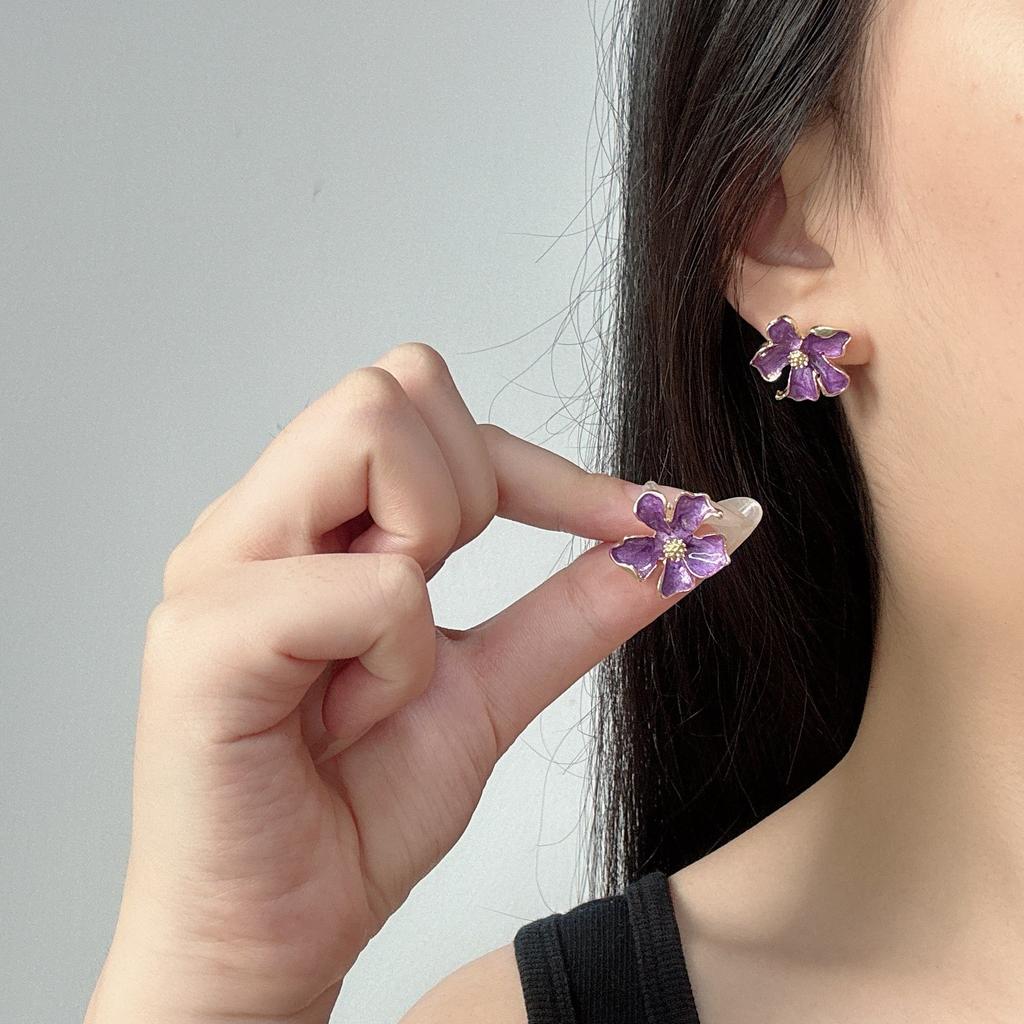 New Purple Flower Stud Earrings for Women Personality Unique Girl Friend Christmas Ear Wedding Jewelry