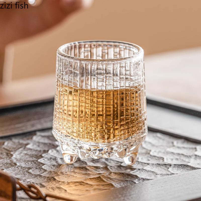 Transparent Glass Three Legged Cup Creative Small Capacity Baijiu Cup Foreign Wine Cup Tea Cups Irregular Drinking Utensils