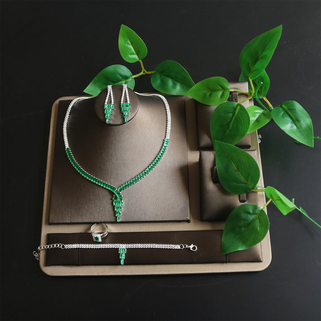 Accessories Super Flash Zircon Necklace Full Of Diamonds Emerald Zircon Collarbone Chain Simple Luxury Retro Women'S Accessories