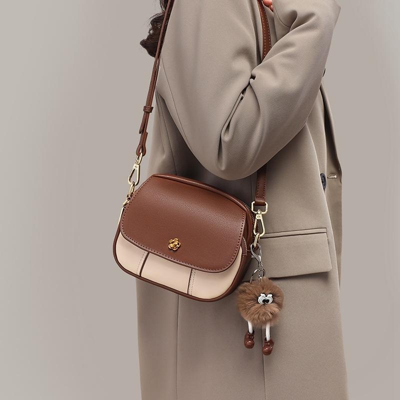 Women's bag, leather shoulder messenger bag, small bag, mobile phone small round bag.