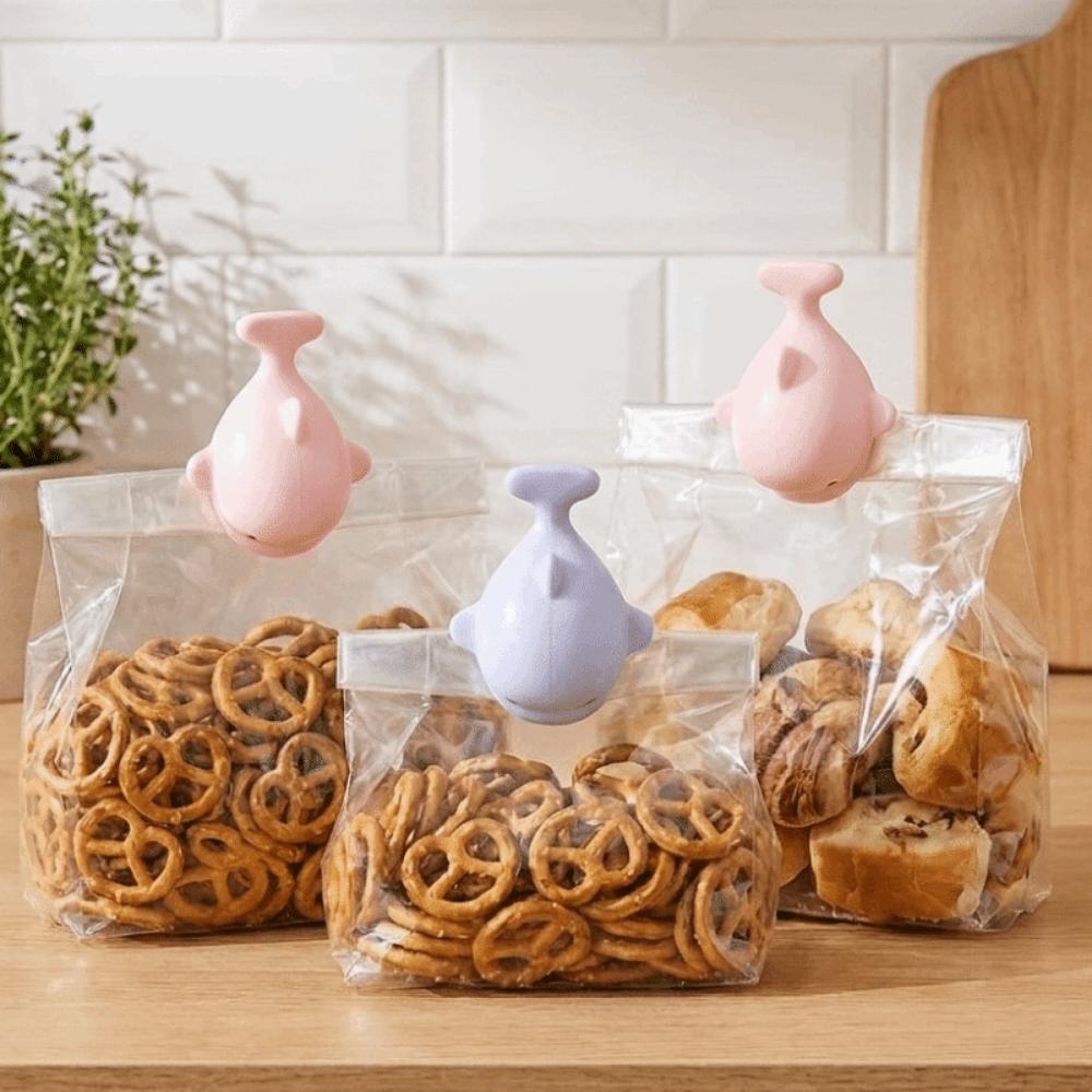 4PCS Plastic Food Bag Clips Cartoon Plastic Bags Storage Clip Seasoning Sealing Clip for Household