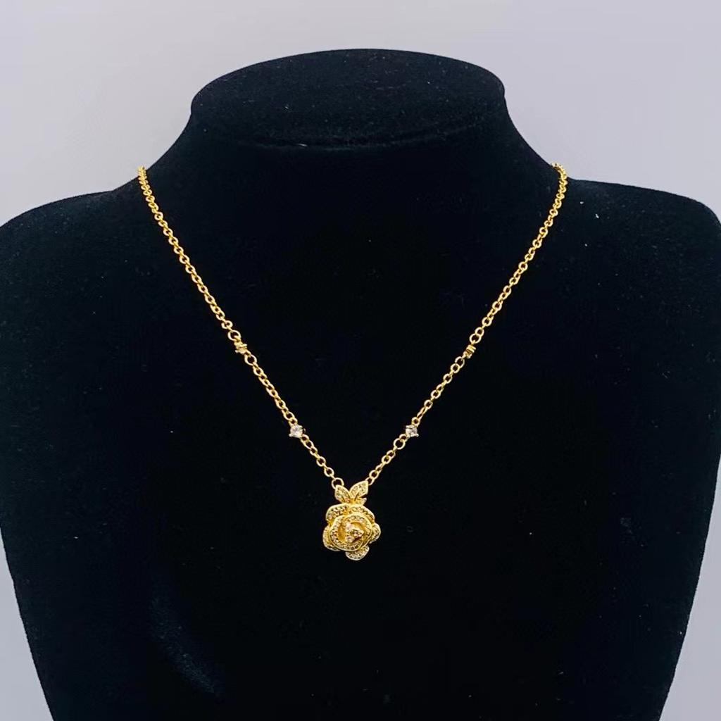 Жемчужное ожерелье с буквой и бриллиантами для женщин