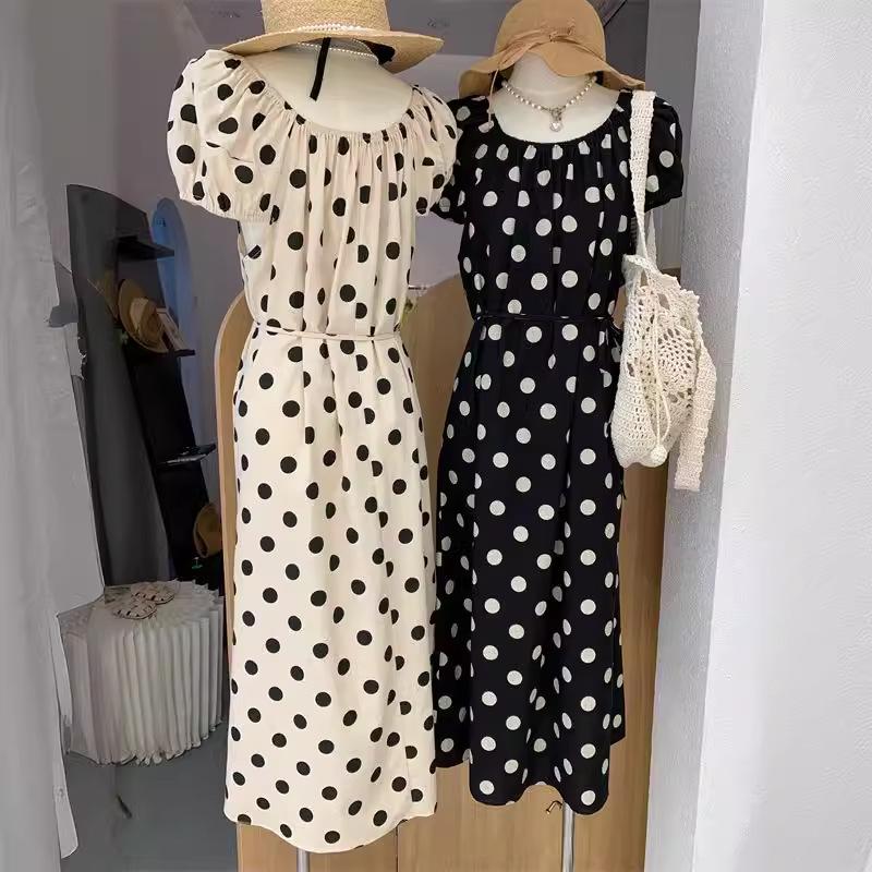 Женское летнее платье в горошек с пышными рукавами - Французский ретро-стиль