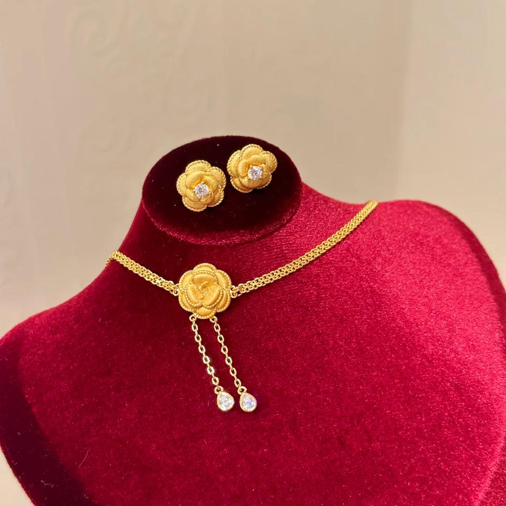 French Retro Court Brushed Camellia Fringed Necklace Neck Chain Choker Diamond Rose Stud Earrings Set