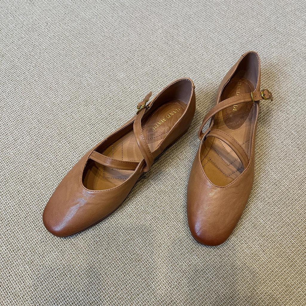 Модная маленькая кожаная обувь для женщин 2025 новый стиль ретро туфли Мэри Джейн для женщин весна и осень низкий каблук одинарная обувь женская