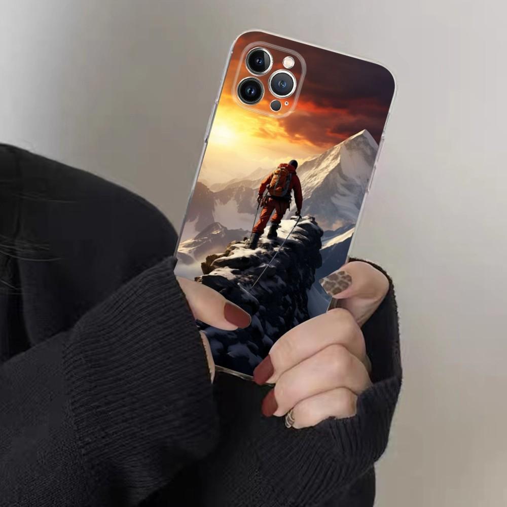 Climbing Mountain Phone Case For IPhone 16 15 8 7 6 6S Plus X SE XR XS 14 11 12 13 Mini Pro Max Mobile Case