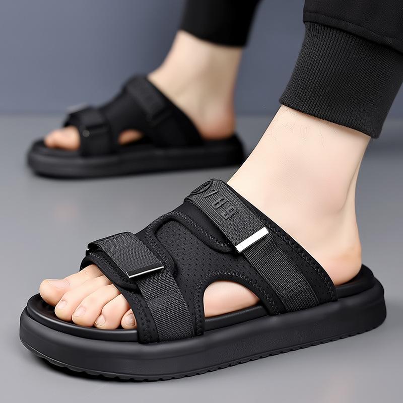 Модная новая уличная повседневная пляжная обувь для мужчин, модные повседневные летние дизайнерские шлепанцы для мужчин, корейские черные высококачественные шлепанцы для мужчин