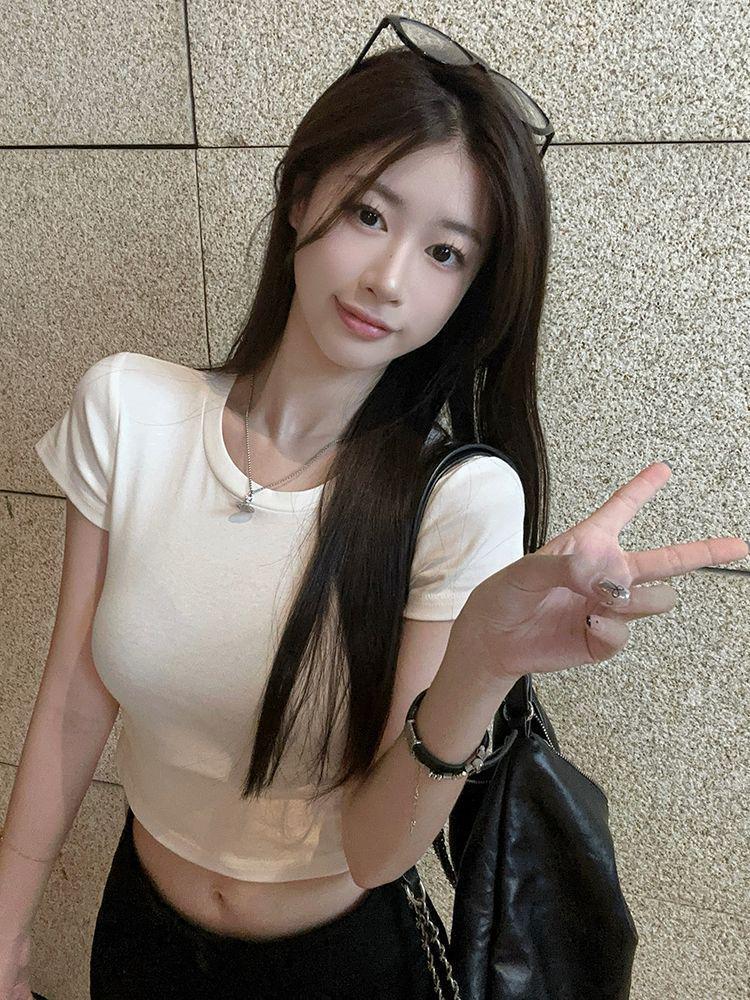 Острый укороченный топ с круглым вырезом и короткими рукавами American Girl - Облегающий крой, Шикарная высокая талия, Летний стиль