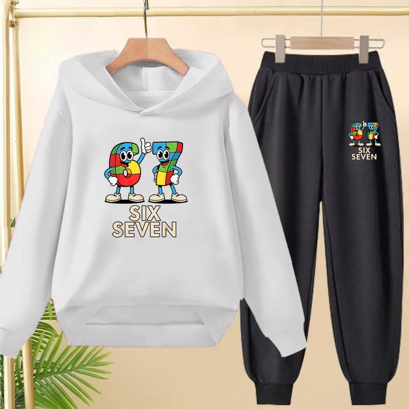 Autumn and Winter Sets for Boys and Girls Aged 3 to 12, 67 Sporty Cartoon Hoodies, Long Pants and Charming Hooded Pullovers