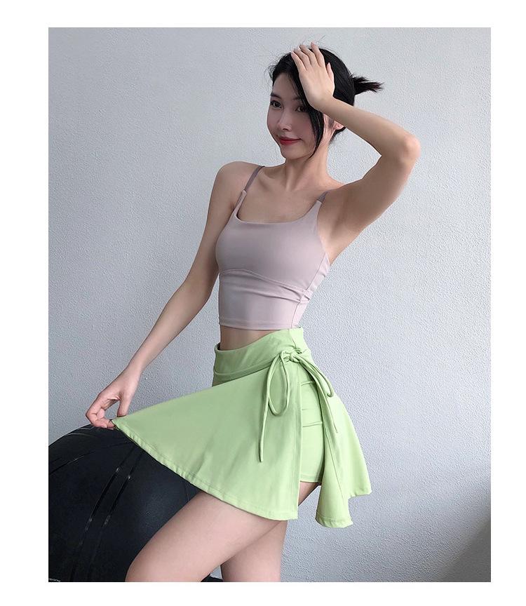 Женская юбка-шорты для йоги и тенниса с защитой от просвечивания: Фальшивый костюм-двойка с боковым разрезом, шорты для спортзала