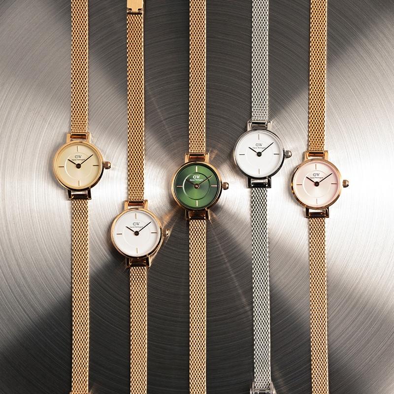 DANIEL WELLINGTON Часы Кварцевый механизм Стальной ремешок 19 мм Белый циферблат Женские часы Starlight Silver Круглые Конфеты DW00100746