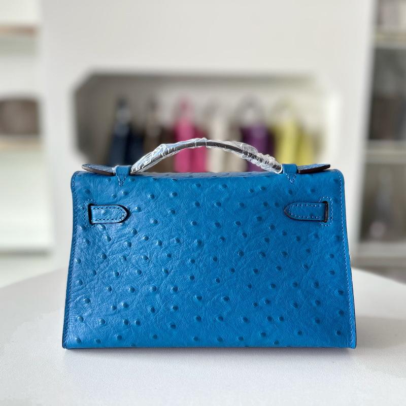 Сумка с узором под страуса первого и второго поколения