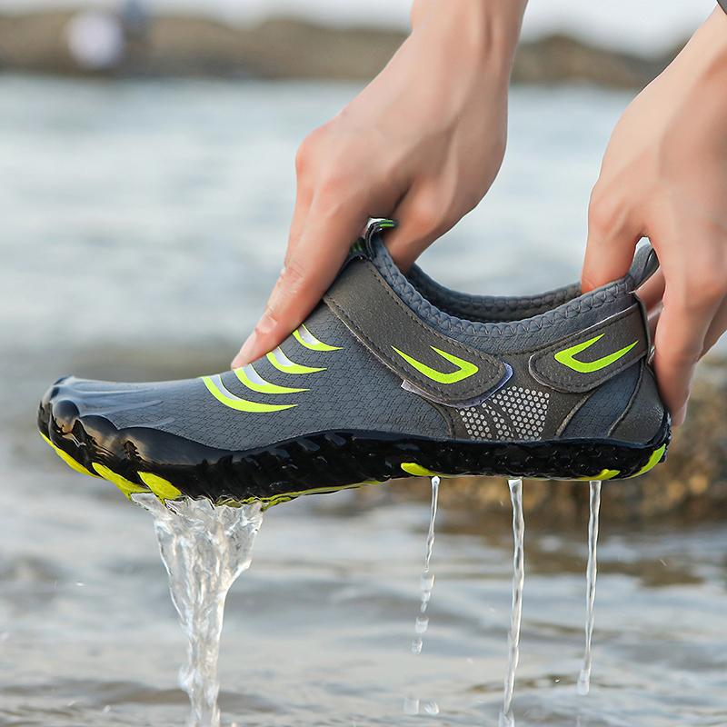 Unisex Barefoot Water Shoes Men Five Fingers Aqua Shoes Women Drainage Beach Sports Swim Sandals Quick Dry Diving Hiking Wading Sneakers Fitness Shoes