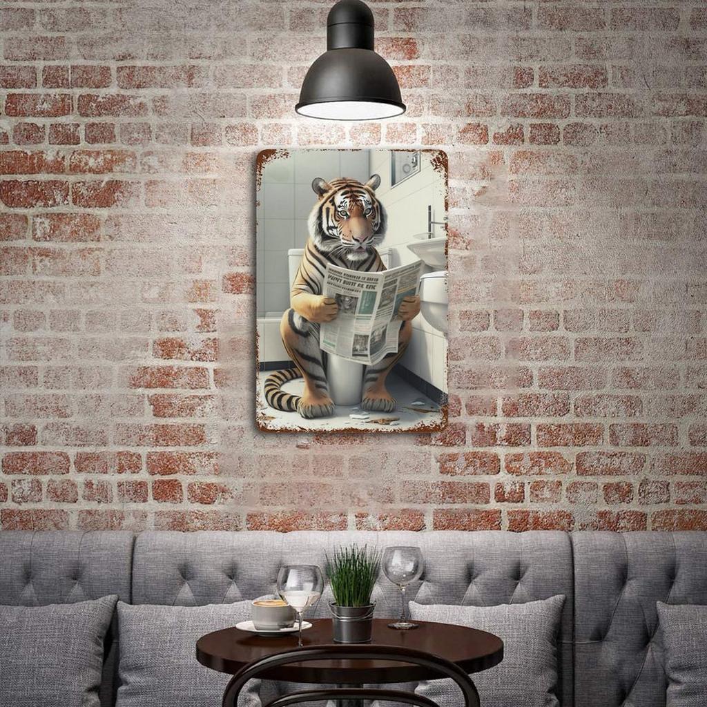 Забавная ванная комната, юмористический декор в виде животных, медведь, собака, тигр, сидящий на унитазе, читающий плакат, художественная металлическая жестяная вывеска, табличка для туалета, дома